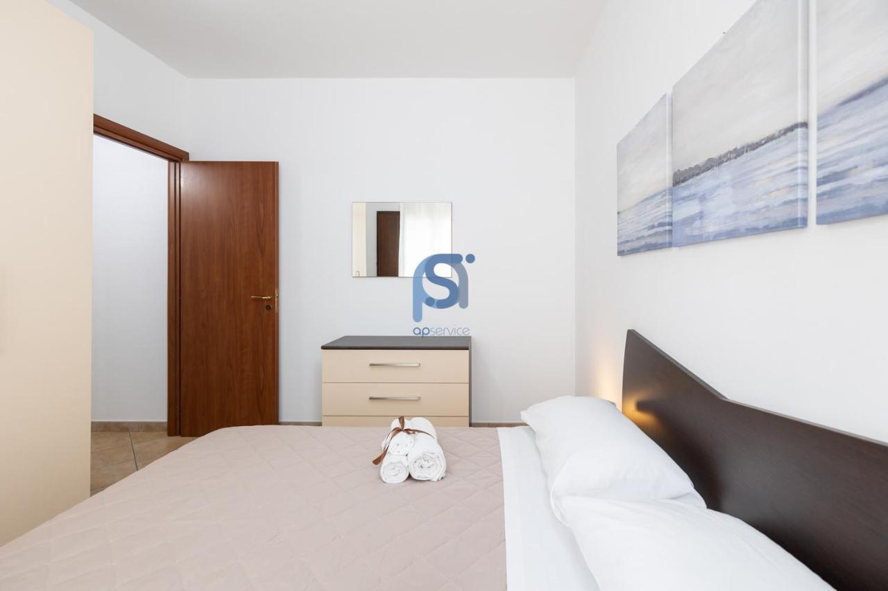 Ni Ni Apartments เชฟาลู ภายนอก รูปภาพ