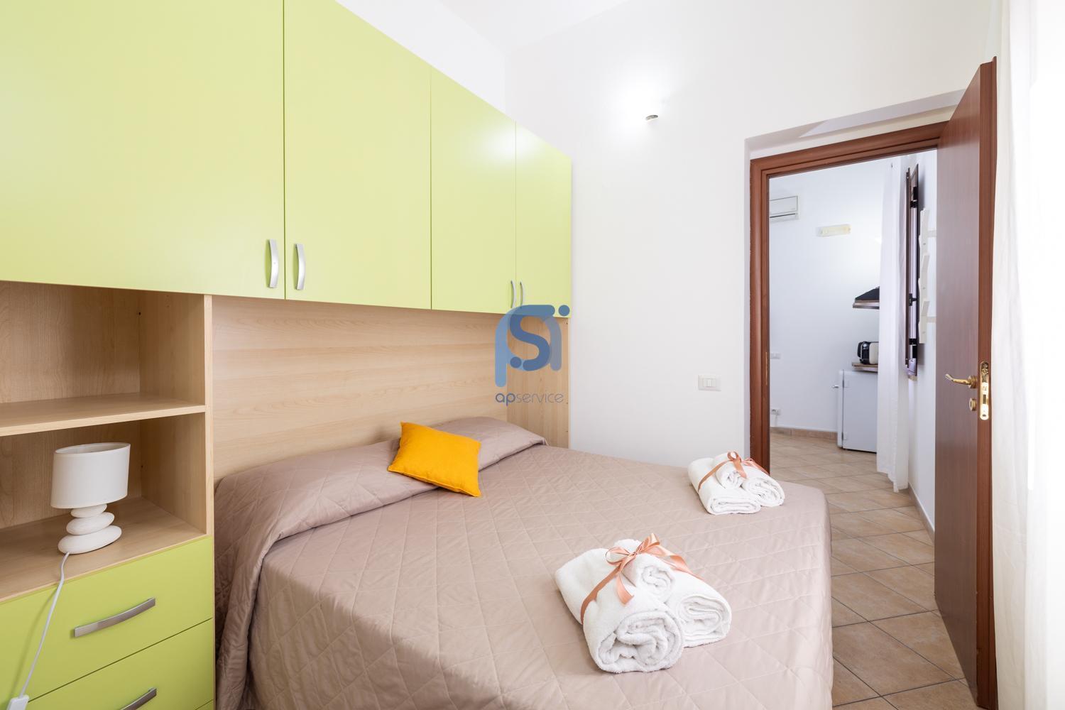 Ni Ni Apartments เชฟาลู ภายนอก รูปภาพ