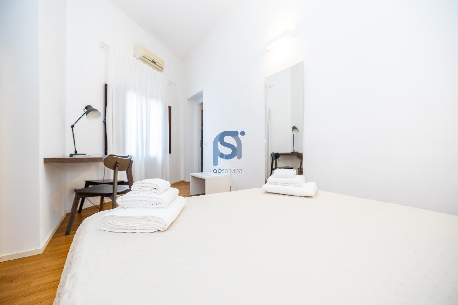 Ni Ni Apartments เชฟาลู ภายนอก รูปภาพ
